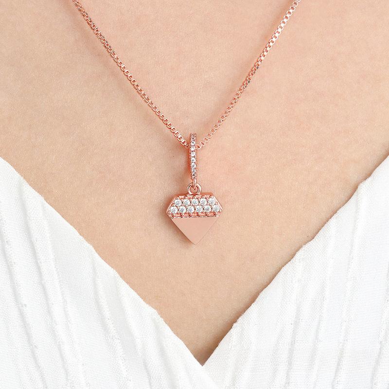 Original Design Wearing Pendant Necklace Triangle Advanced Design Sense Minimalist Category