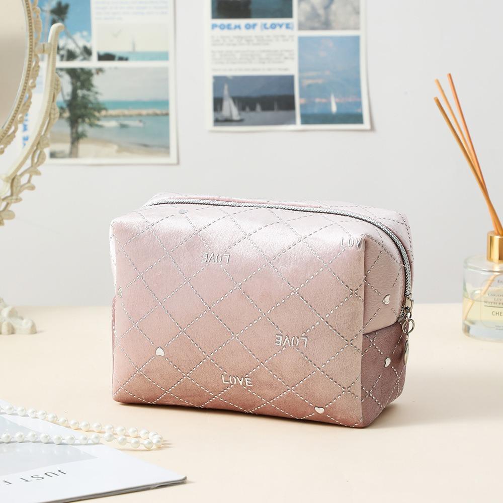 High Quality Portable Cosmetic Bag stamping star pattern with Zipper Make Up Storage Bag Soft Velvet Women Toiletry Bag