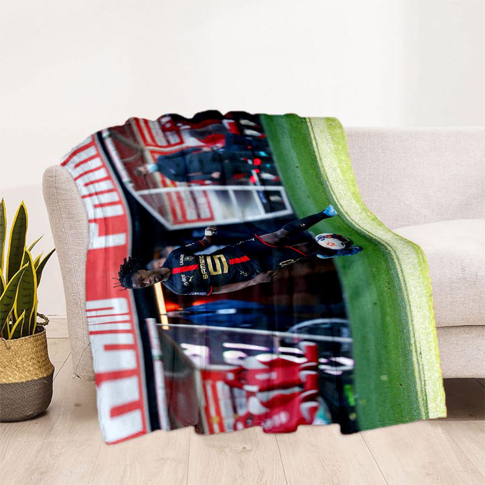 Football Player Action Blanket Soft Warm Cozy Suitable for Chair Office Picnics Four Seasons Universal Warmthful Decor Gifts For Family Or Friends