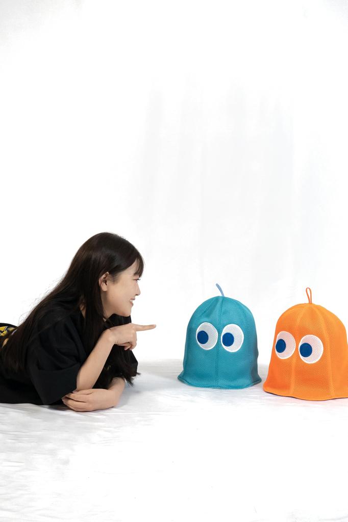 [Primal Blue] PAC-MAN 45th Anniversary Full-Face Ghost Sauna Hat featuring Pac-Man, Inky, Clyde, and Pinky (Inky / Light Blue)