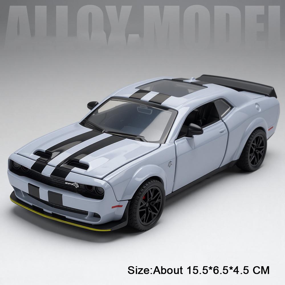 1:32 Hellcat Lambor Revuelto Car Model Alloy Diecast Toy Doors Opened Sound Light Pull Back Miniature Vehice Friend Fashion Gift