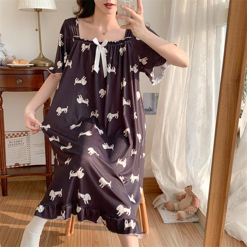 Women's Plus Size Ice Silk Nightdress - Summer Over-the-Knee, High-End, Loose Fit, Thin Section for Sizes Up To 300 Jin