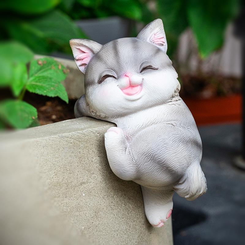 Whimsical Cat Fish Tank Hanging Flower Pot Ornament for Garden Decor