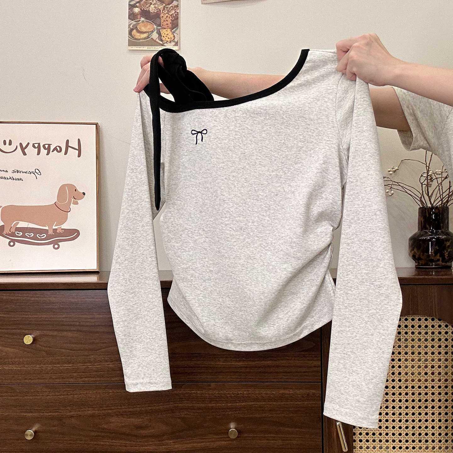 Korean Style Asymmetrical Bow Embroidery Off-Shoulder T-shirt for Women - Sweet and Spicy 3D Tie-Up Long Sleeve Slim Cropped Top M