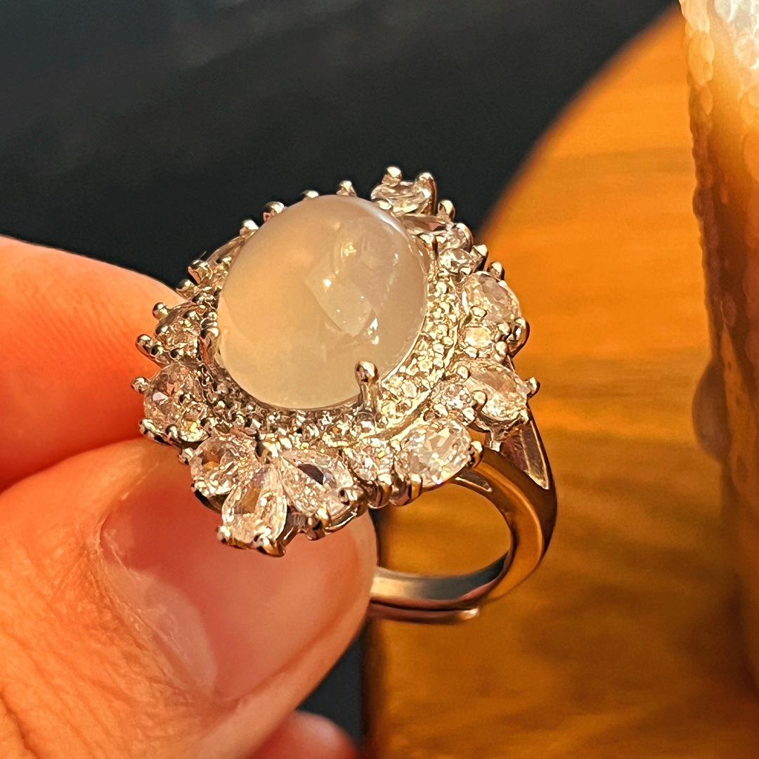 Jadeite White Ice Light, Natural White Chalcedony Ring, Agate Ring, Real Shot.
