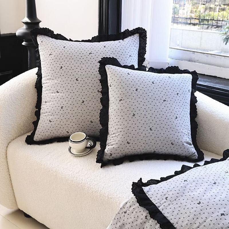 Brangdy Lace Nap Pillow Blanket