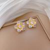 Five-Leaf Flower Necklace Earrings Set Light Luxury Micro-Inlaid Personalized Temperament Banquet Earrings Necklace Combination