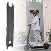 Rutschfeste Gummi-Klebepedale Fußmatte Gewährleistet Stabilität Skateboard-Pedale Aufklebermatte für F3 Elektroroller Fußmatte