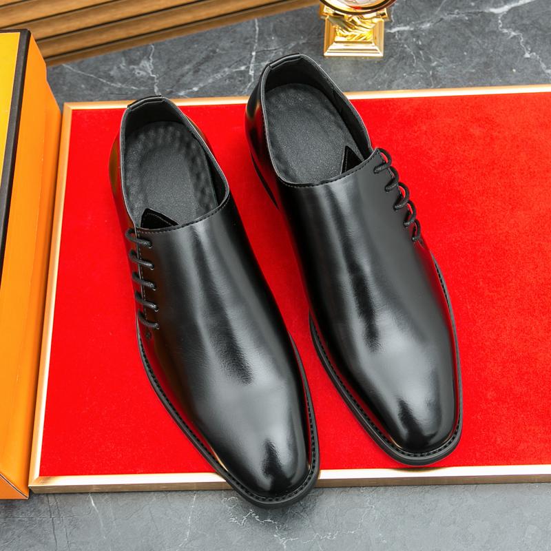 Designer Fashion New Men's Brown Lace Up Patent Leather Formal Shoes Male Dress Office Wedding Prom Flats Homecoming  Footwear