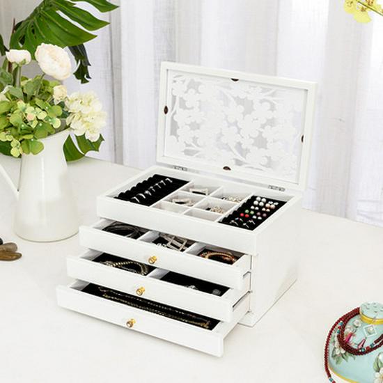 

Minimalist European Wood Jewelry Box for Necklace & Rings - Perfect for Weddings or Birthdays