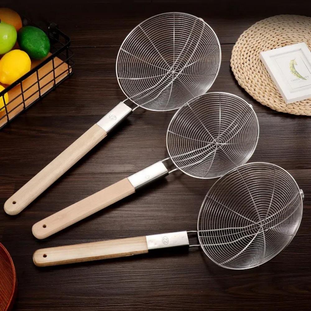 New 20/22cm Large Colander Stainless Steel Wooden Handle Food Filter Spoon Sieve Spoon Cooking Gadgets