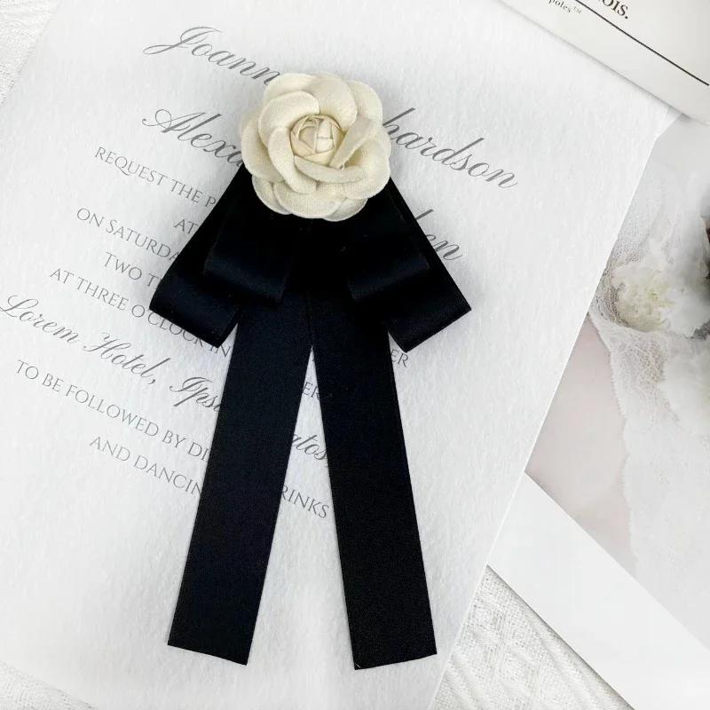 Vintage Camellia Bow Tie Brooch for Women College Fabric Flower Shirt Collar Pin for Wedding Party Preppy Aesthetic Clothing