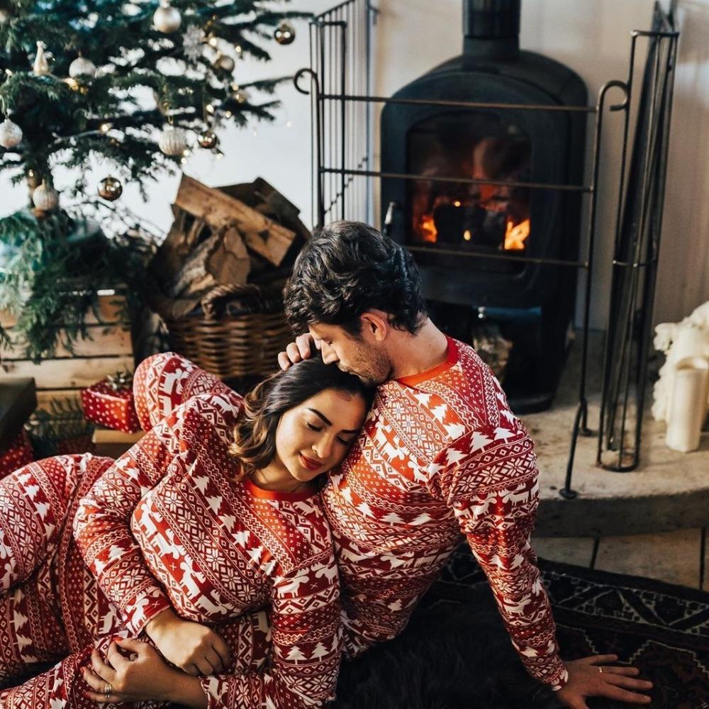 Ciepłe Rodzinne Piżamy Bawełniane Zestawy Ubrań 2024 Bluzka&Spodnie Mama Tata Dzieci