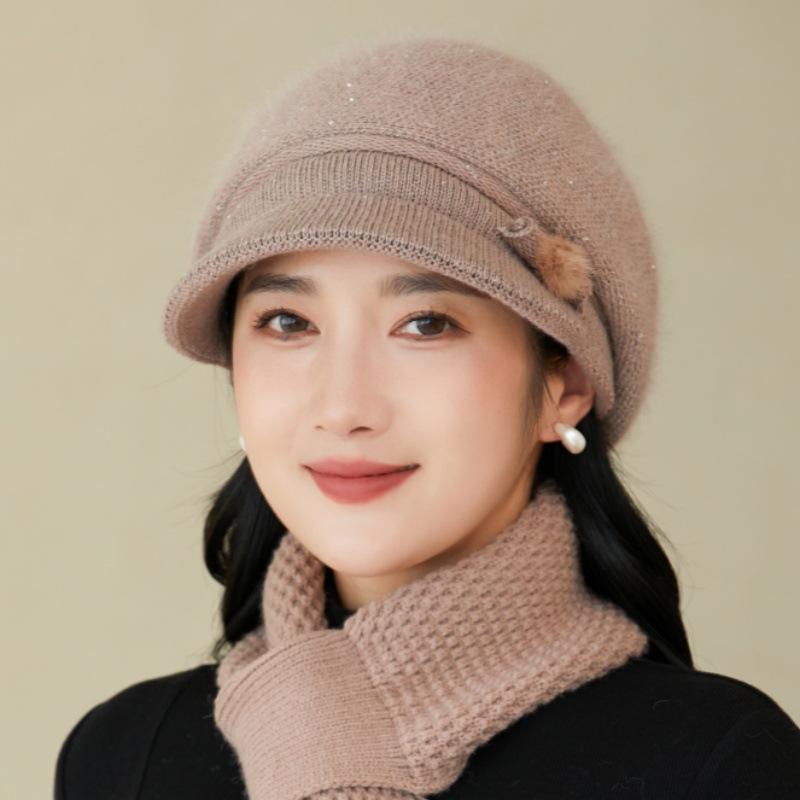 

Уютная вязаная зимняя шапка для женщин - с толстой флисовой подкладкой, теплая и ветрозащитная с утеплителем для шеи - идеальный подарок на День матери hat only