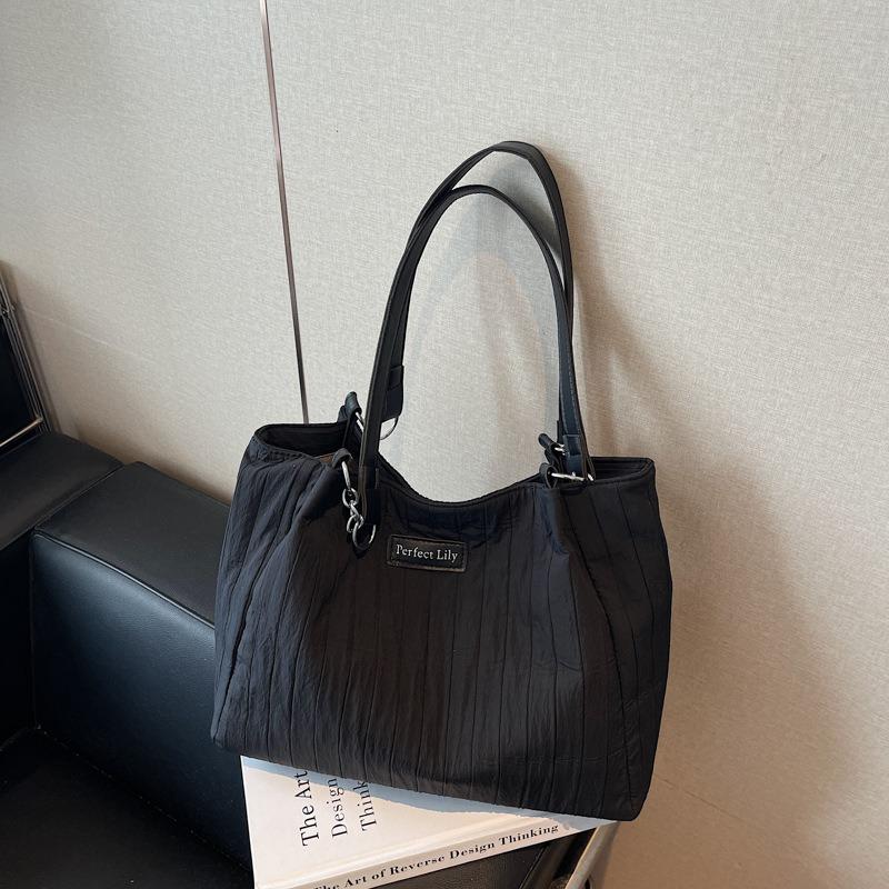 Summer new large-capacity shoulder bag women's casual versatile canvas bag college student portable class tote bag