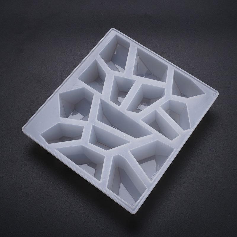 Poppy DIY Irregular Stone Crystal Resin Faceted Jewelry Mold for Tabletop Decoration