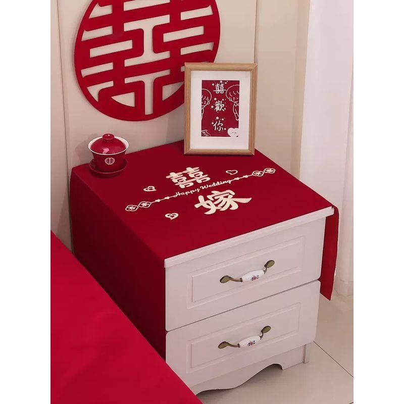 

Свадебная прикроватная тумбочка Накидка Праздничный принт Шелка и атласы Тканевая накидка Полотенце Си Украшения Свадебная церемония Спальня и Украшение свадебной комнаты Silks and satins wine red 40x 90cm piece