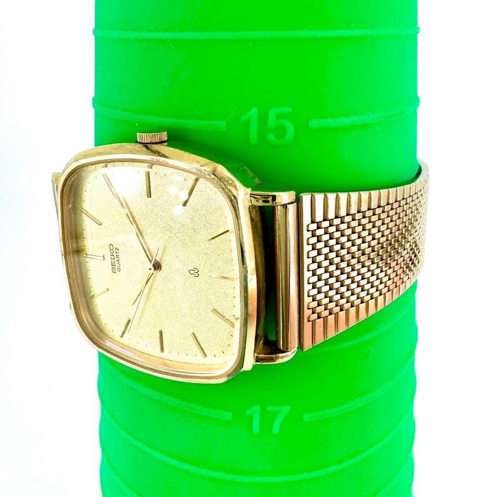 [USED] Rare Battery SEIKO Chariot Gold Strap Square Watch
