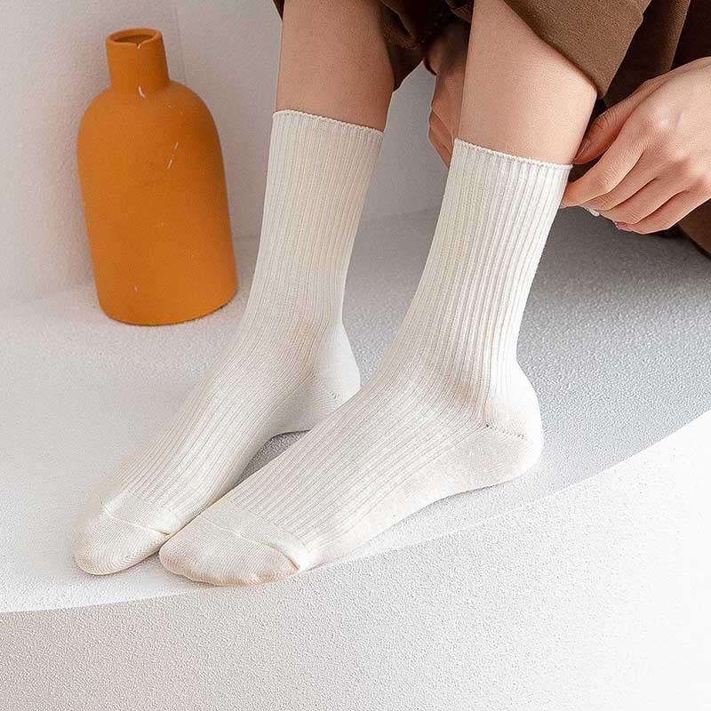 Ladies Autumn and Winter All Kinds of Solid Color Vertical Stripe Tube Pile Cotton Socks