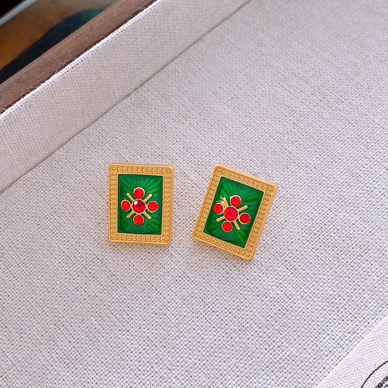 

Вінтажне намисто-серце: Ретро придворний стиль ключичний ланцюжок для жінок, легка розкіш, високоякісна ювелірна прикраса