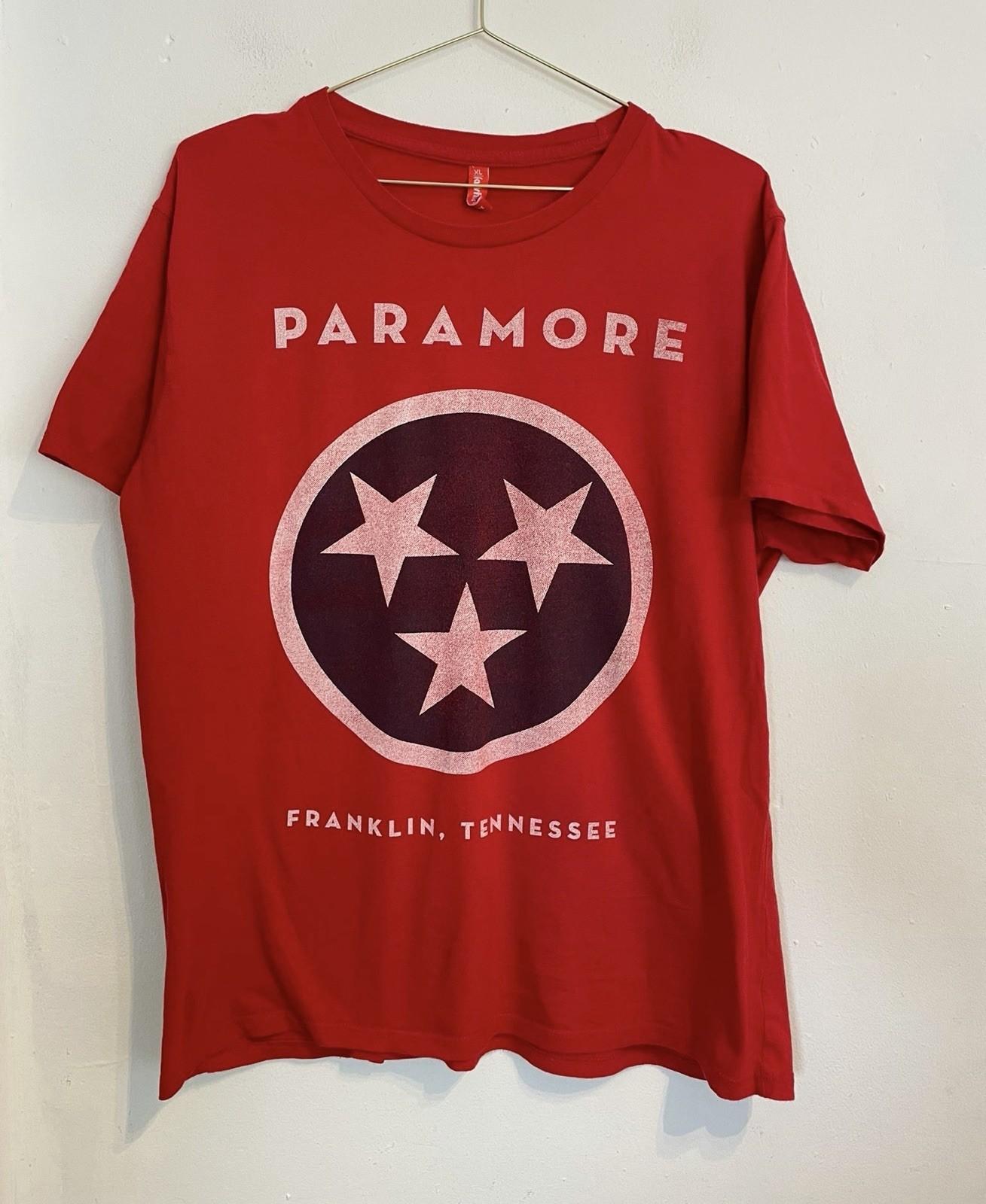 Paramore Shirt XL Tennessee Red Band Rock Emo Pop Punk Hayley Williams Unisex T-Shirt S