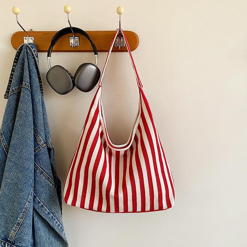 

2025 лето новая повседневная холщовая сумка-тоут большой вместимости в полоску с контрастным дизайном, сумка для покупок, на плечо, мессенджер красный