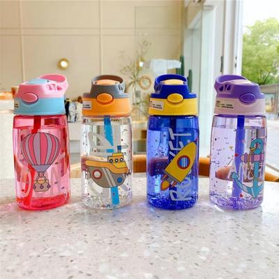 480Ml Çocuk Emzikli Bardak Su Şişeleri Yaratıcı Karikatür Besleme Bardakları Pipetler ve Kapaklar Dökülmeye Karşı Dayanıklı Taşınabilir Yürümeye Başlayan Çocuklar İçin Bardaklar