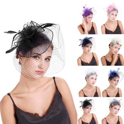 Kopfbedeckungen – Fascinators & Mini-Hüte