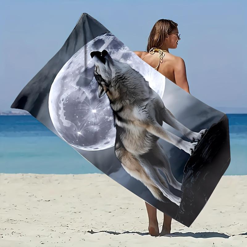 Howling Wolf Beach Towel, Moon Night Print, Realistic Animal Design, Quick Dry Microfiber, Sand Free, Perfect for Summer Travel