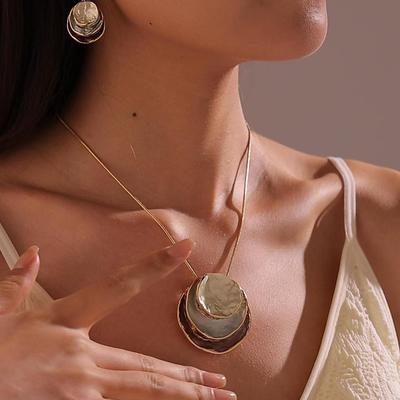 Multilayer Pendant Jewelry Vintage Boho Jewelry Set Zinc Alloy Enamel Multilayer Round Pendant Necklace and Earrings Elegant Fashion Accessory