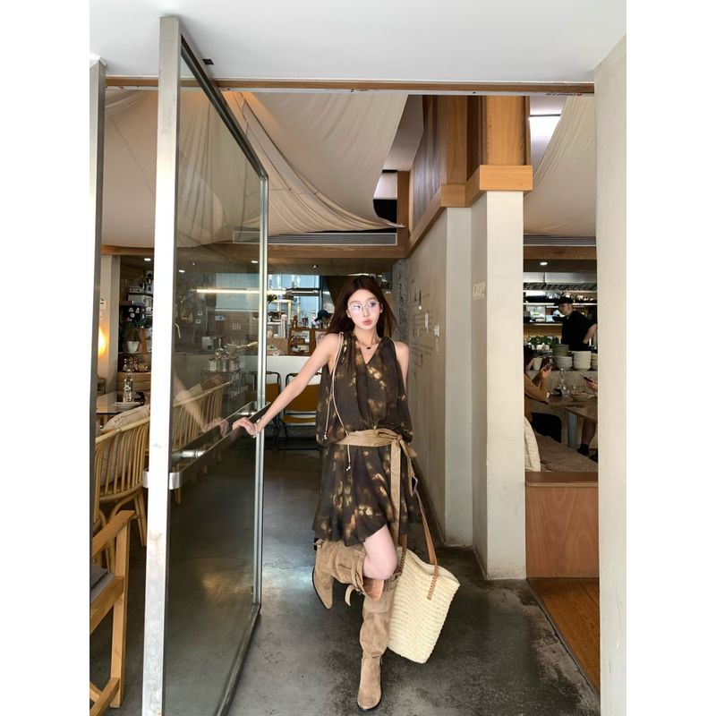 

Kumikumi Retro Design Smudges V-neck Vest One piece Dress Women clothing Summer Temperament Chic Slimming A- line Skirt Retro Dress M