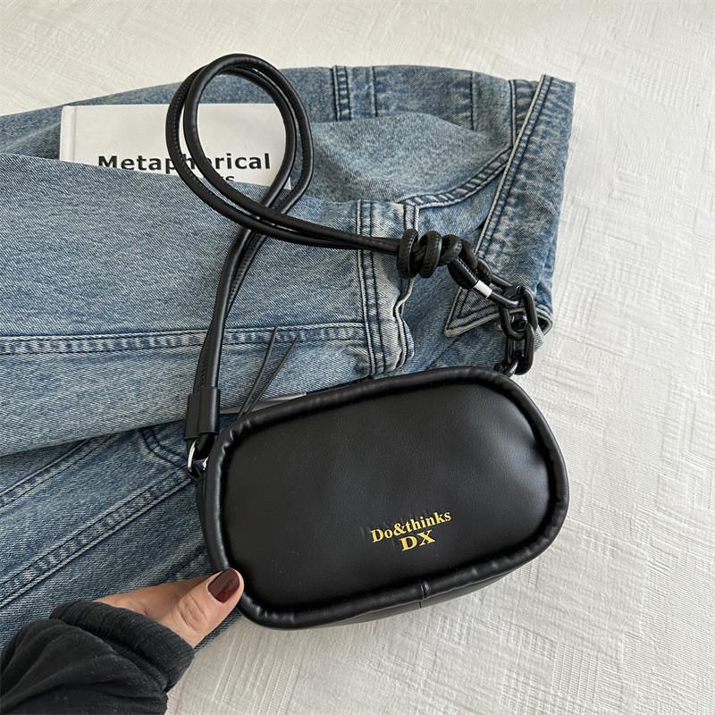 

Stylish Small Square Bag For Women In Black Yellow White Pink And Green Ideal For Casual Outings And Daily Commutes With Trendy Street Style Design чёрный
