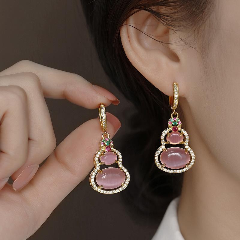

New Chinese opal gourd ear buckle women, niche sweet design earrings fashion temperament versatile earrings