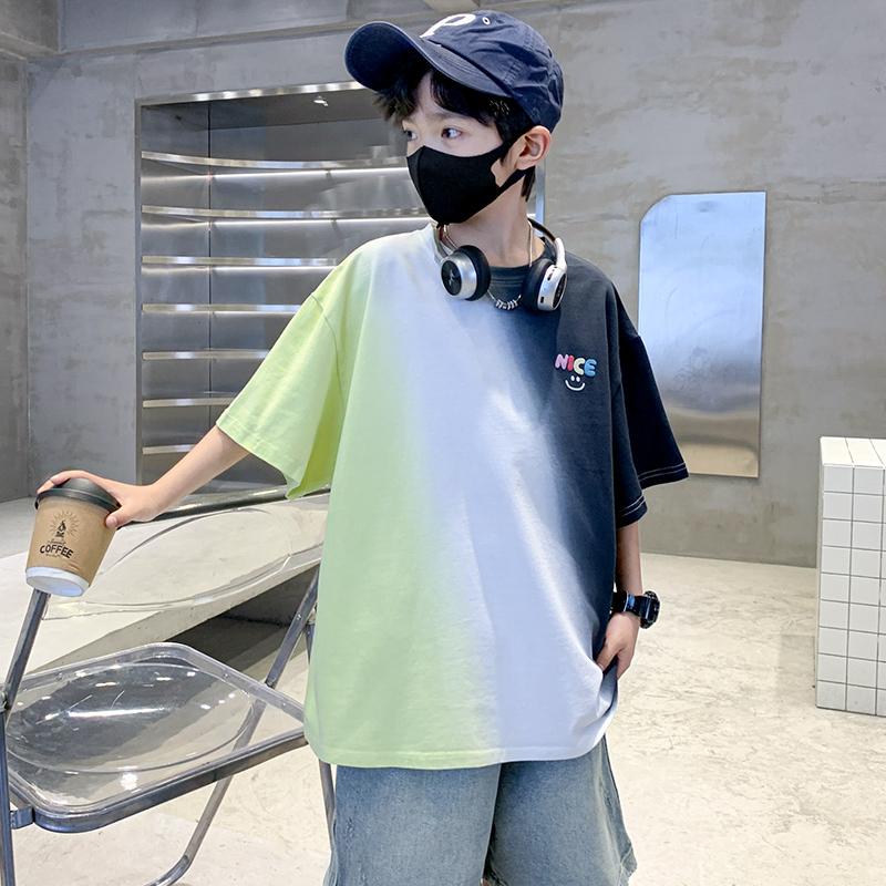 Children's clothing boys' summer T-shirt short sleeved 2026 new summer boys' big children's summer cool top trend