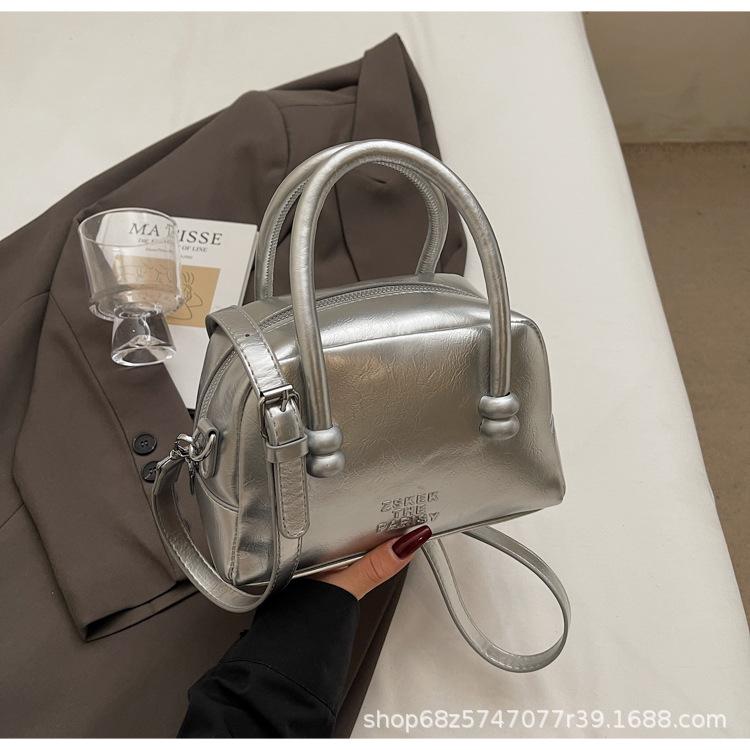 Textured Korean Glossy Handbag 2025 New Niche Design Boston Bag Casual Commuter Women's Messenger Bag