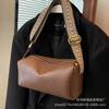 Casual Retro Pillow Small Bag Women's 2025 New Fashion Wide Shoulder Strap Single Shoulder Commuter Small Bag Versatile Messenger Bag