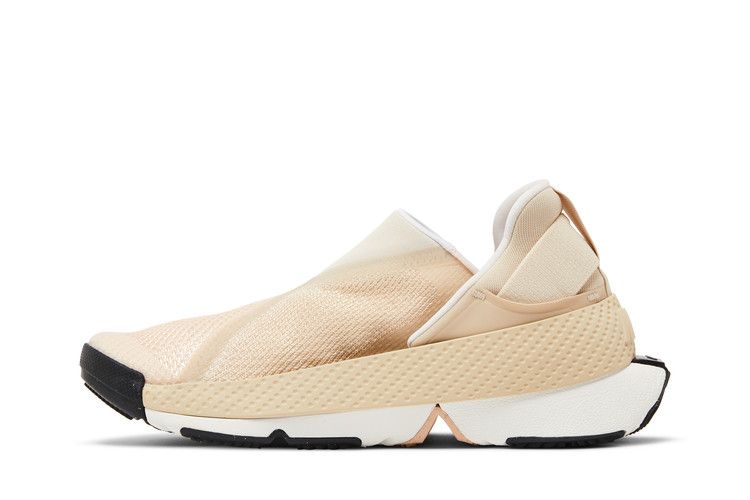 Nike Go FlyEase Sanddrift (Women's)
