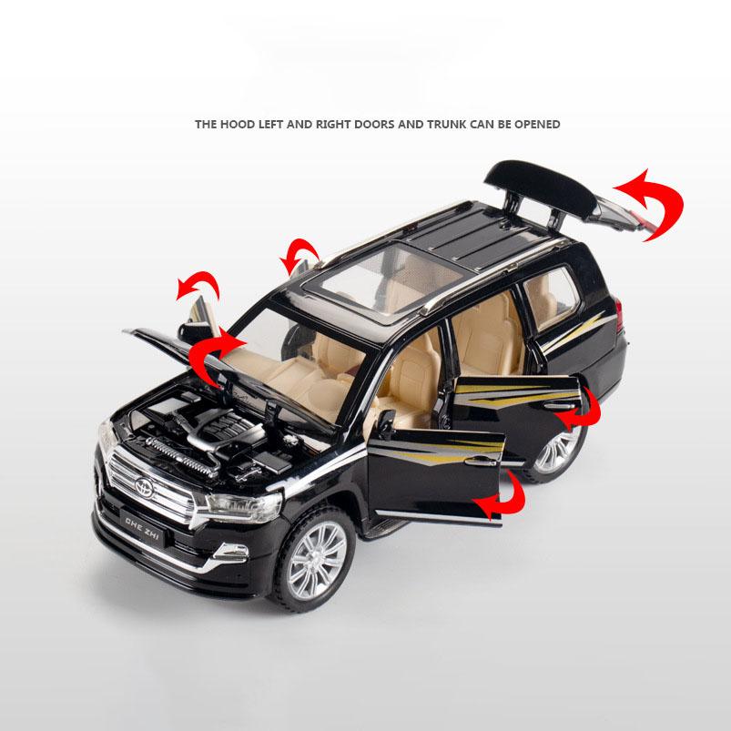 Model autíčka Toyota Land Cruiser v měřítku 1/24, stahovací autíčko se zvukem a světlem pro děti Batole Kluci Dívčí Dárková kolekce