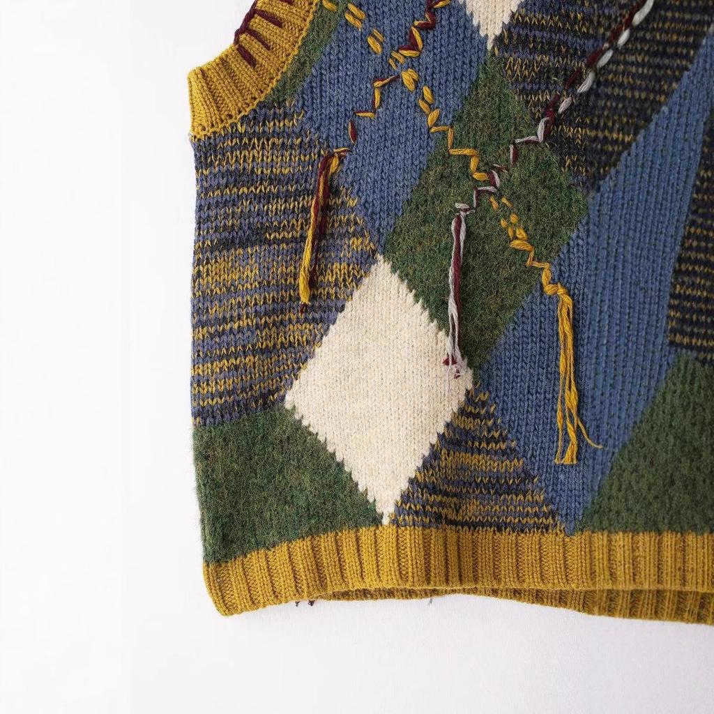 Women's Autumn 2024 Diamond Pattern Knit Vest - European & American Style