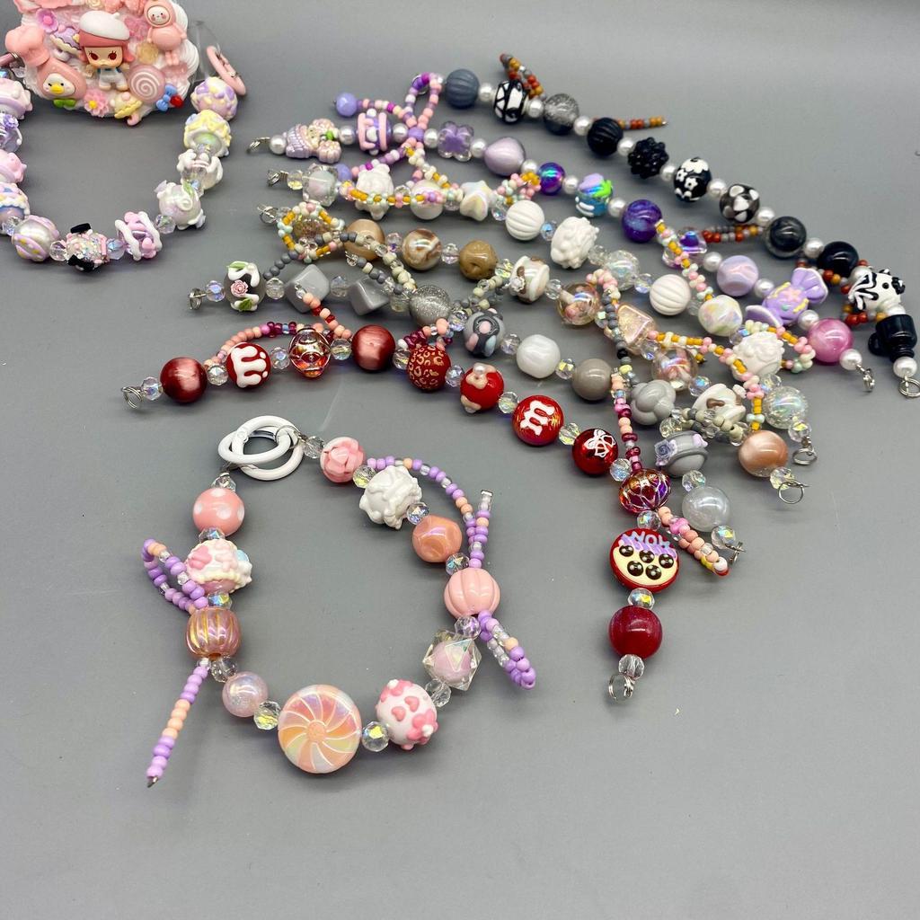 DIY Beaded Phone Chain with Original Design - Fashionable Anti-Lost Back Clip