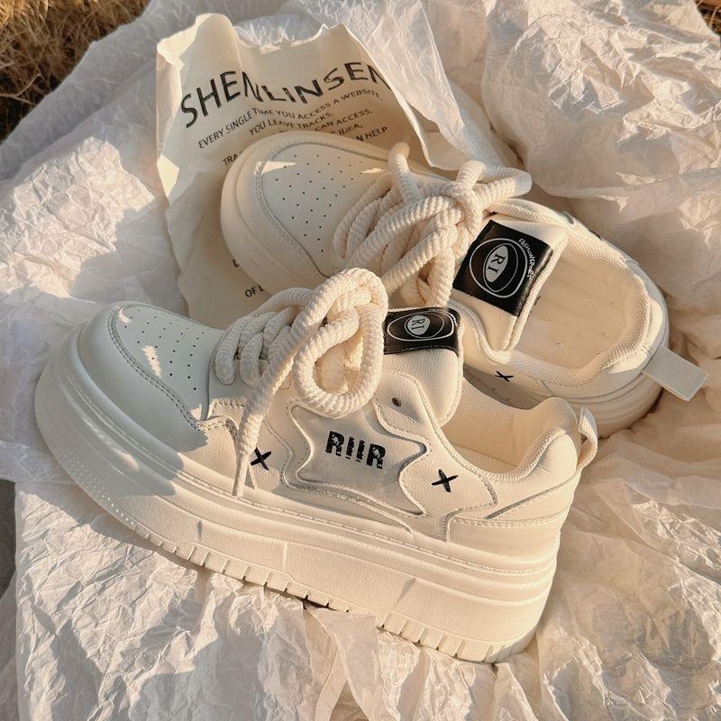 Thick-soled heightening little white shoes women's 2025 new spring versatile niche milk fufu student board shoes casual sports shoes