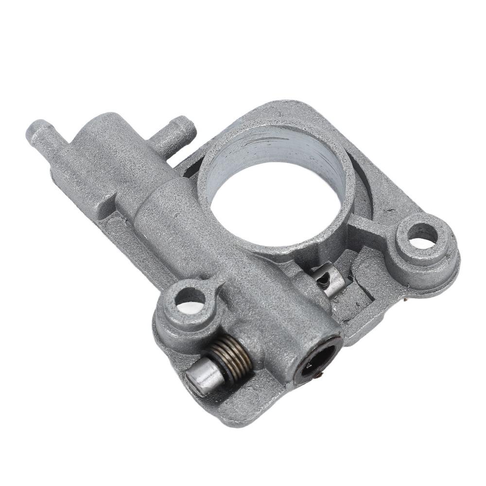 Iron Chainsaw Oil Pump Round Port Irregular Housing Oiler Assembly Silver Easy to Install for CS-350 CS-355T CS-360T CS2600