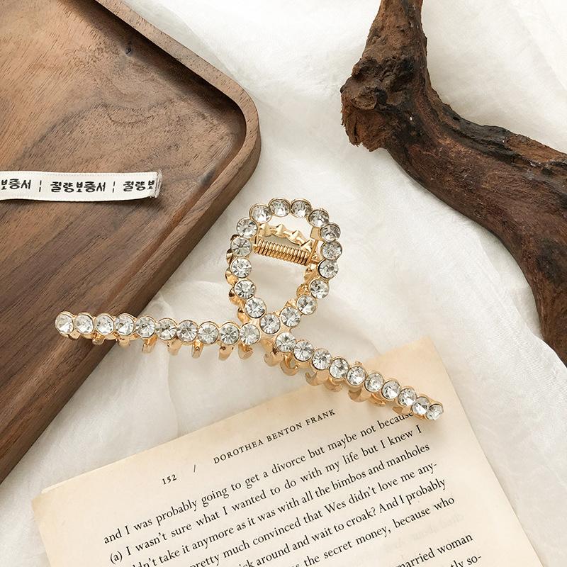 Women Fashion Gold Hollow Geometric Hair Claw Retro Hair Clips Barrette Hair Crab Hair Clips Headband Hairpin Hair Accessories