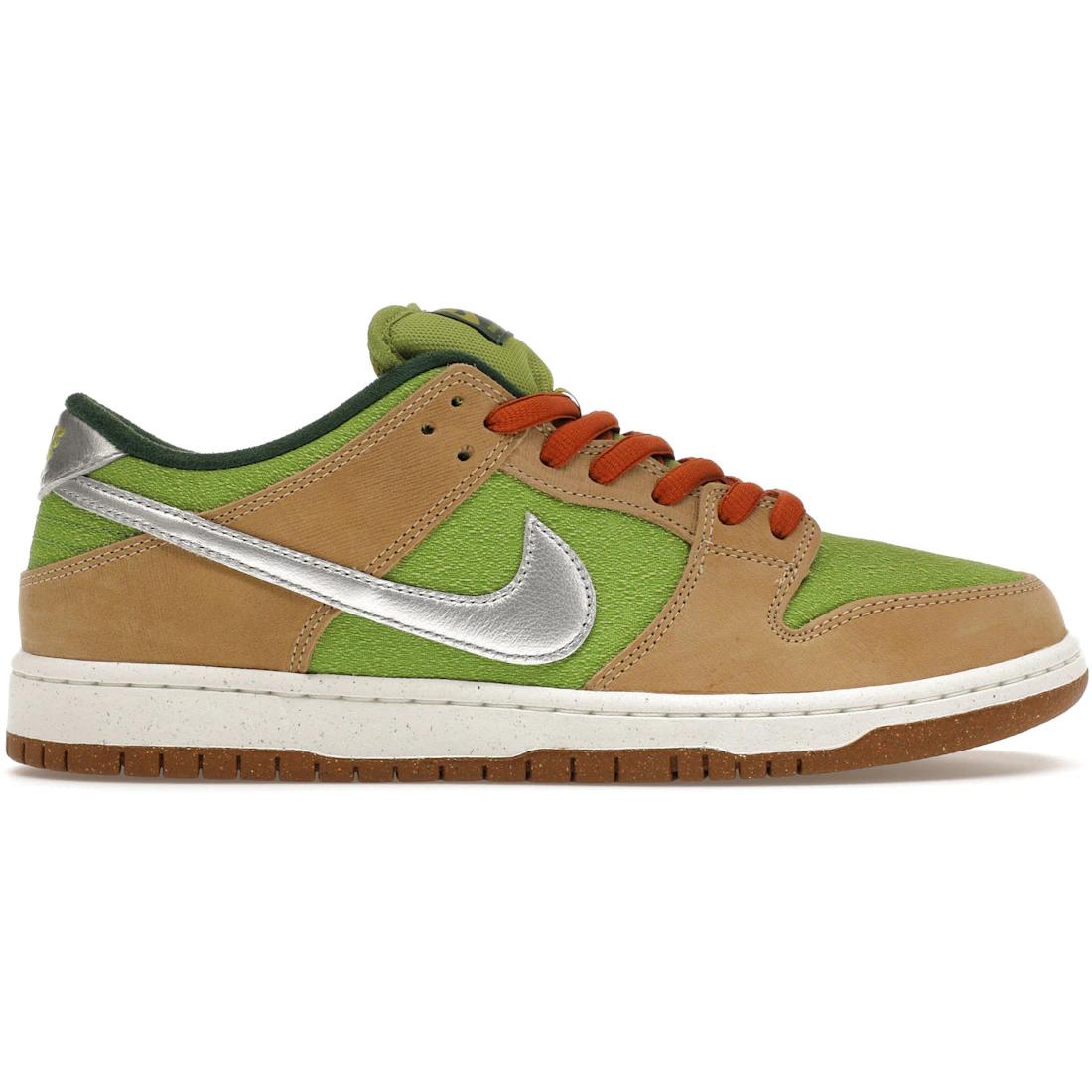 

Sneaker Nike SB Dunk Low Escargot(FQ7585-200) 36