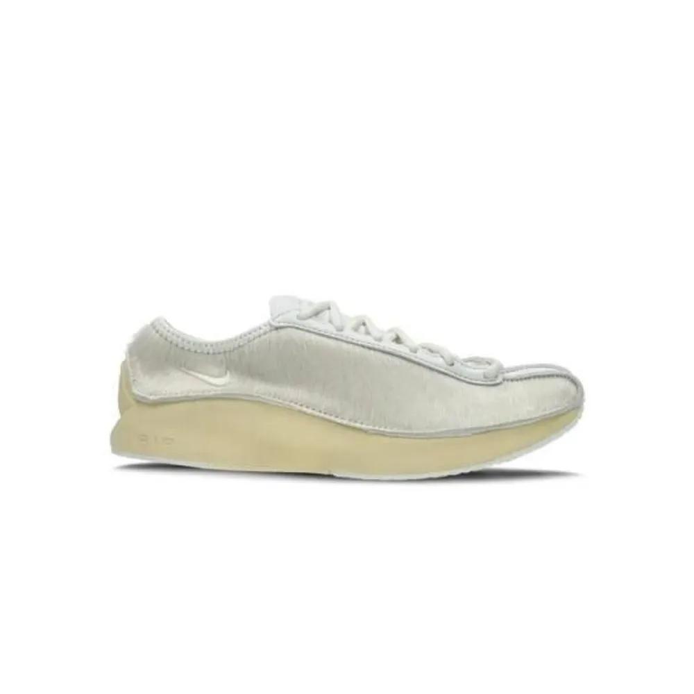NIKE Women s Air Superfly LX and Muslin