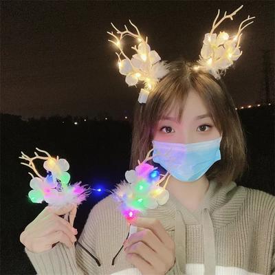 Yeni Noel LED Işık Boynuzları saç bandı Sevimli Peri Parlayan Elk Firkete saç tokası Kadın Kızlar Noel saç aksesuarları