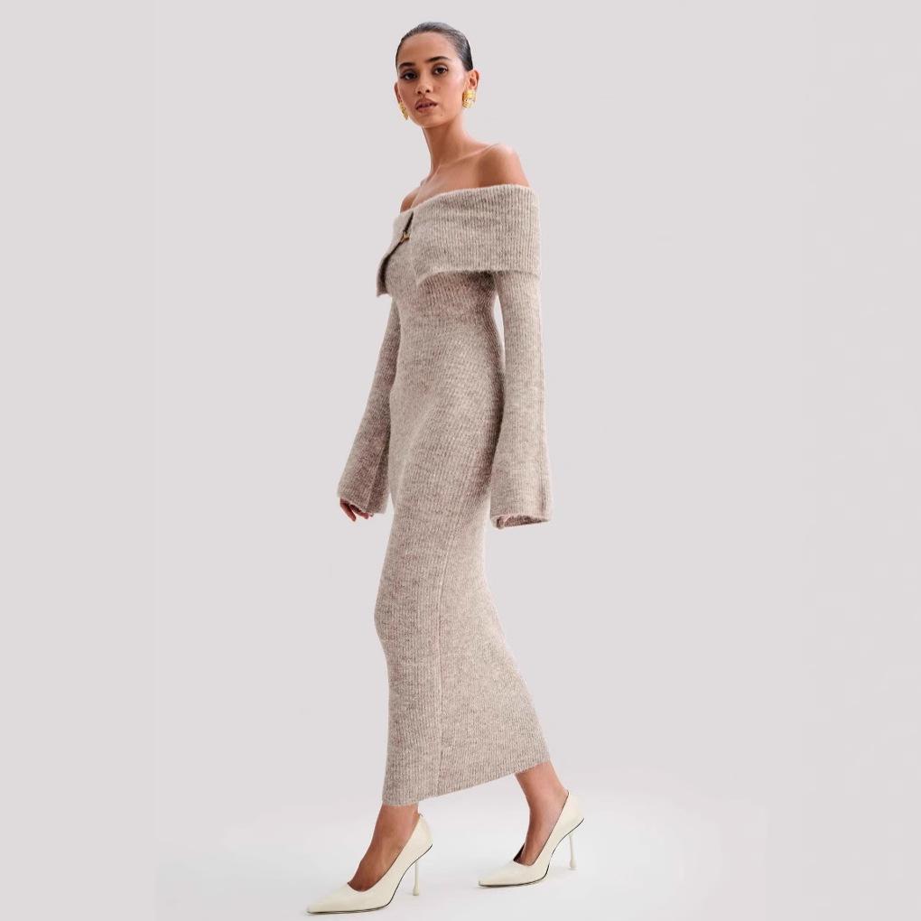 

Elegant Off-Shoulder Striped Long Dress with Lapel Small серый/абрикосовый