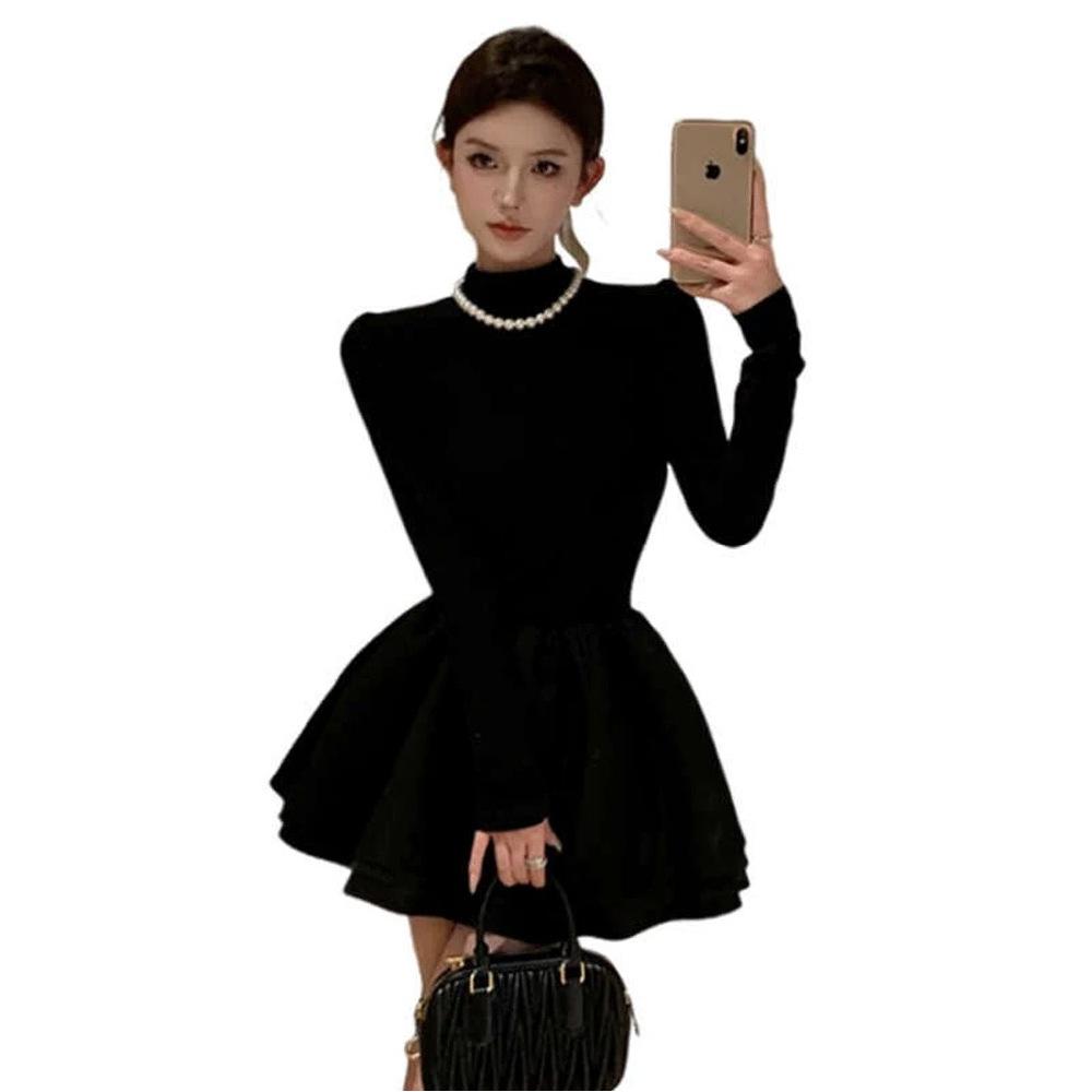 French small fragrant style long-sleeved dress women's black Hepburn style daughter gold small black dress thin a word short skirt fluffy skirt