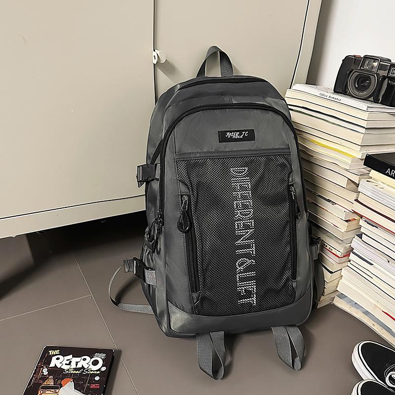 New backpack men's large-capacity leisure junior high school students students class schoolbag versatile lightweight mountaineering backpack