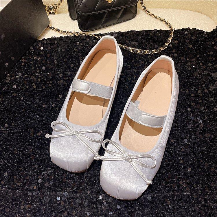 

Модная женская обувь Мэри Джейн с квадратным носком, женская обувь с бантом из шелкового сатина, балетки 2025 весна-осень, слипоны, однотонная повседневная обувь на плоской подошве 40 серебряный